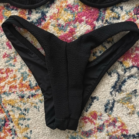 Charlie Holiday Bikini set small - Picture 2 of 5